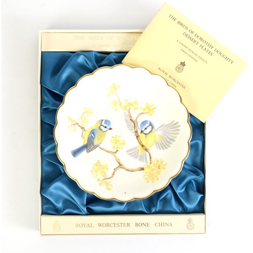 83 - ROYAL WORCESTER BONE CHINA - The Birds of Dorothy Doughty Dessert Plate, hand-painted with bluetits ... 