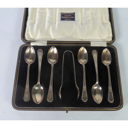 474 - GEORGE V CASED SET OF SIX TEASPOONS AND MATCHING PAIR OF SUGAR TONGS, double struck with beaded edge... 