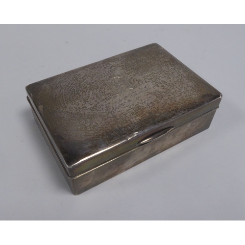 352 - SILVER COLOURED METAL TABLE CIGARETTE BOX presentation engraved 4 3/4