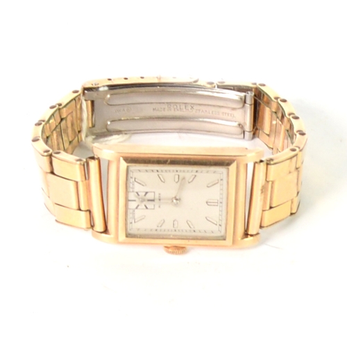 102 - ZENITH GENTS SWISS ART DECO 9CT GOLD WRISTWATCH with mechanical movement silvered rectangular dial w... 