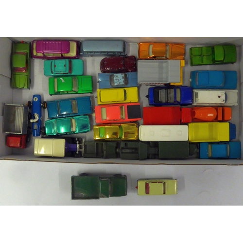 408 - SELECTION OF LESNEY MATCHBOX AND SIMILAR SCALE UNBOXED DIE CAST TOY VEHICLES, earlier pieces include... 