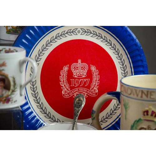 115 - SELECTION OF QUEEN VICTORIA AND LATER ROYAL COMMEMORATIVE CERAMICS, including: GEORGE VI & ELIZA... 