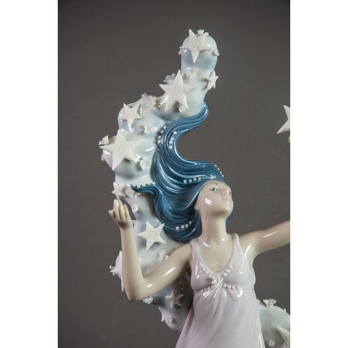 142 - SIGNED LLADRO ‘MILKY WAY’ PORCELAIN FIGURE FROM THE INSPIRATION MILLENIUM COLLECTION, 16” (40.6cm) h... 