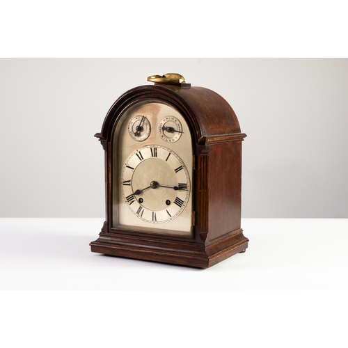 30 - EARLY TWENTIETH CENTURY GEORGIAN STYLE OAK CASED WINTERHALDER & HOFMEIER MANTLE OR BRACKET CLOCK... 