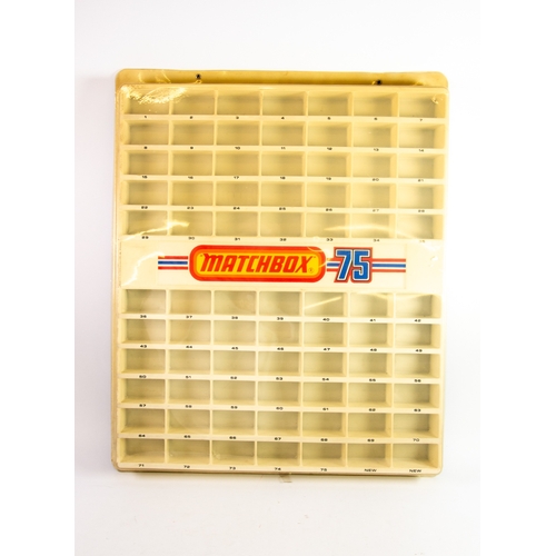 383 - MATCHBOX 75 SUPERFAST RETAILER'S WALL MOUNTED PLASTIC SHOP DISPLAY CASE DS-3, vacuum formed with 77 ... 