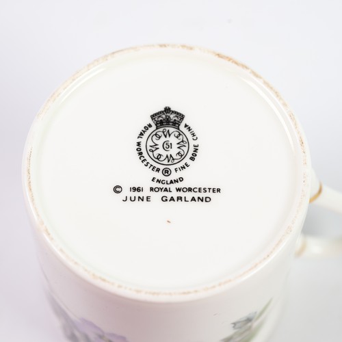 33 - NINETY EIGHT ROYAL WORCESTER ‘JUNE GARLAND’ PATTERN CHINA PART DINNER, TEA AND COFFEE SERVICE, compr... 