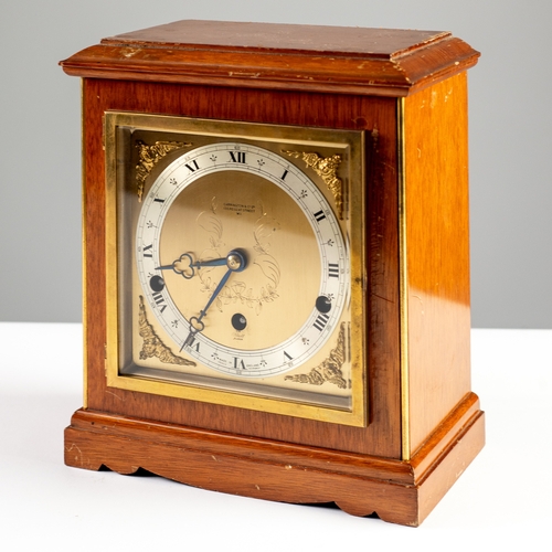 103 - GEORGIAN STYLE ELLIOTT MAHOGANY CASED MANTLE CLOCK, the 5 ½” brass dial with silvered Roman chapter ... 