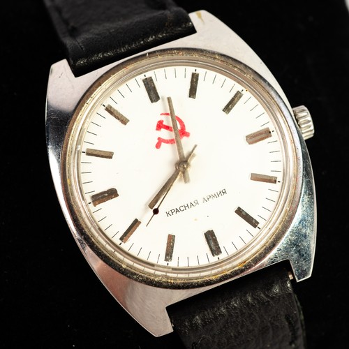 110 - SEIKO AUTOMATIC WRIST WATCH with 17 jewels movement, circular silvered dial with batons, date apertu... 