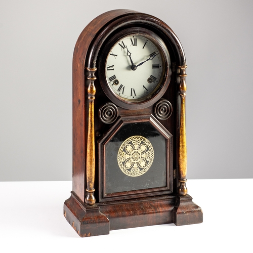 105 - LATE NINETEENTH/ EARLY TWENTIETH CENTURY ROSEWOOD AND PARCEL GILT CASED AMERICAN SHELF CLOCK, the 5 ... 