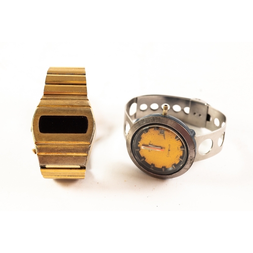 122 - GENT'S MERCURY TIME, NEW YORK, USA LCD WRISTWATCH with gold plated stainless steel case with integra... 