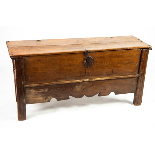 39 - FRENCH PROVINCIAL PLANK CHEST: good French early 18th century pine plank chest with wirework hinges,... 