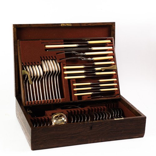 577 - THIRTY PIECE OAK CASED CANTEEN OF EARLY ENGLISH PATTERN STAINLESS STEEL TABLE CUTLERY FOR SIX PERSON... 