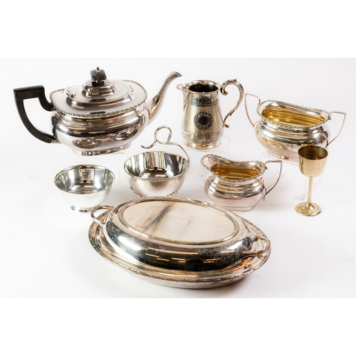 604 - ELECTROPLATED ITEMS, VARIOUS, to include Georgian style oval tea set of 3 pieces with bead and reel ... 