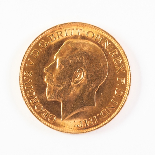 62 - GEORGE V 1911 GOLD FULL SOVEREIGN (EF)