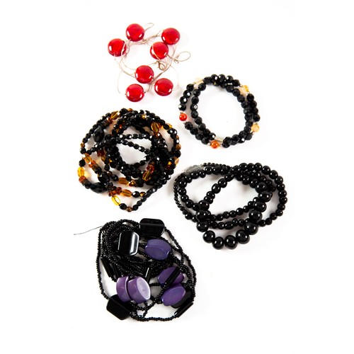 444 - GOOD SELECTION OF, MAINLY HANDCRAFTED, COSTUME JEWELLERY, predominantly necklaces, including black a... 