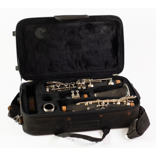 145 - HANSON PROSOUND CL 103 HARDWOOD A CLARINET, stamped C1114, of four pieces, together with mouthpiece ... 