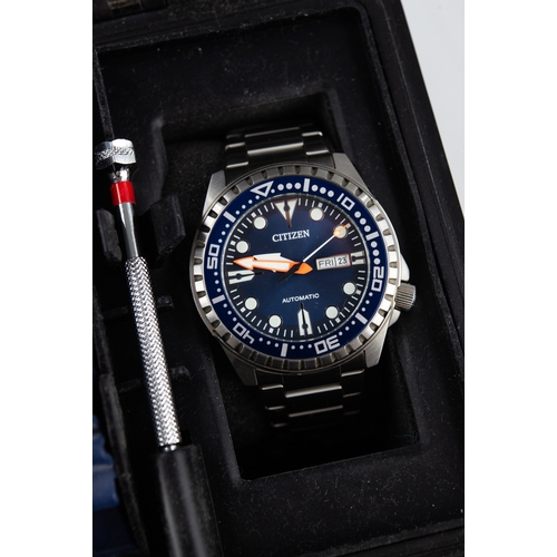 80 - CITIZEN AUTOMATIC WRISTWATCH with blue circular dial with batons, centre seconds hand, day date aper... 