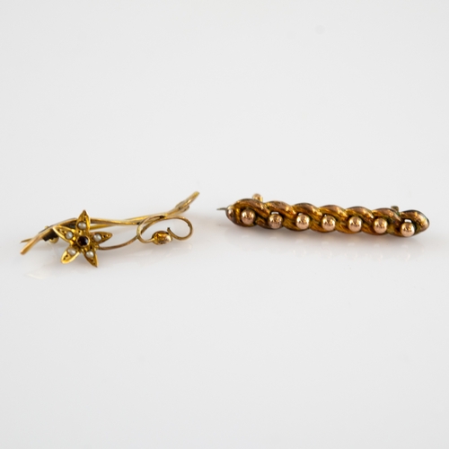 93 - VICTORIAN GOLD BAR BROOCH in the form of curb pattern links with seven bead decoration, Birmingham 1... 