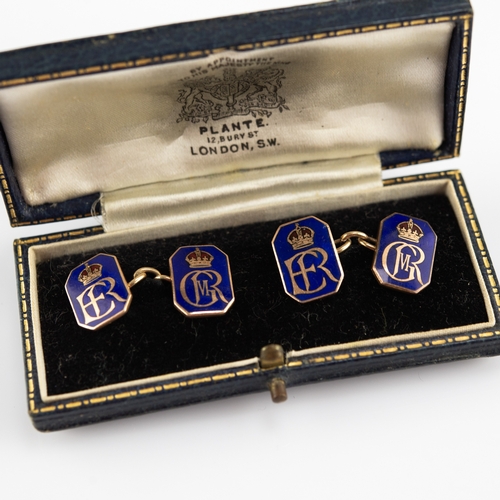 163 - PAIR OF 9ct GOLD AND ENAMELLED DOUBLE OBLONG CUFFLINKS, each with a crown over GR & ER, the roya... 