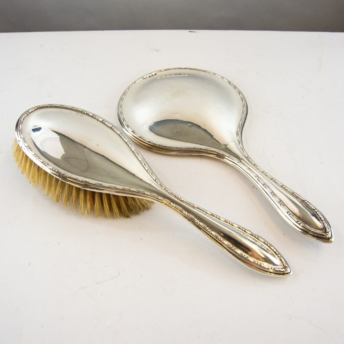 349 - GEORGE V SILVER DRESSING TABLE HAND MIRROR AND HAIR BRUSH, with bobbin and reel borders, Birmingham ... 