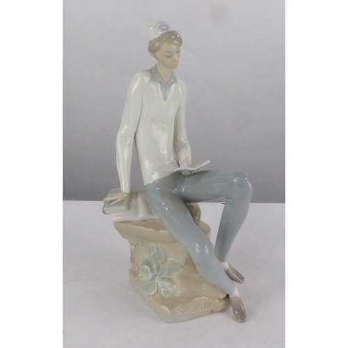 76 - LLADRO PORCELAIN FIGURE OF A SEATED JEWISH SCHOLAR READING FROM AN OPEN BOOK, 11 ½” (29.2cm) high, p... 