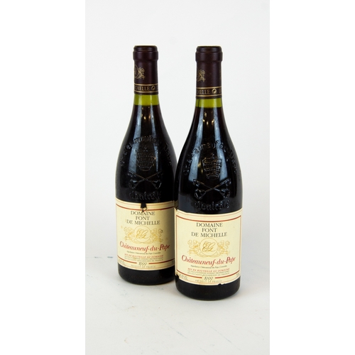 60 - TEN BOTTLES OF CHATEAU NEUF DU PAPE 1999 DOMAINE FONT DE MICHELLE RED WINE, 75cl, 14% by volume, all... 