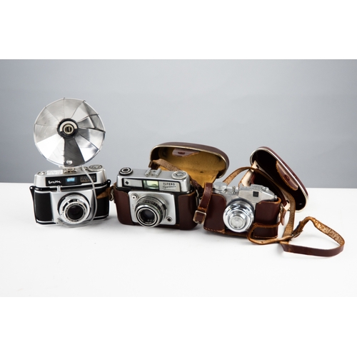 67 - BENCINI MILAN CMF COMET II SLR CAMERA complete with screw-in lens cover and leather case; an ILFORD ... 