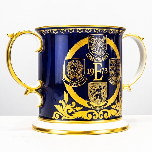 99 - SPODE ‘EUROPEAN MOVEMENT’ LIMITED EDITION TWO HANDLED CHINA LARGE LOVING CUP, 1973, 6 ¼” (15.9cm) hi... 