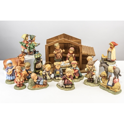 79 - GOEBEL LIMITED EDITION EIGHTEEN PIECE ‘BERTA HUMMEL NATIVITY’ SET OF FIGURES, all with certificates,... 
