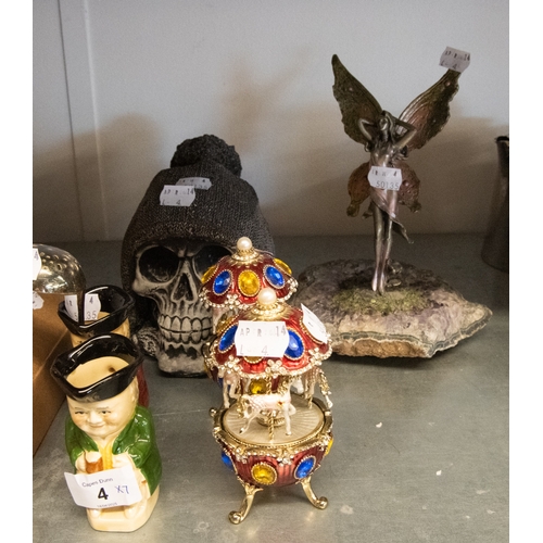 Lot 4         