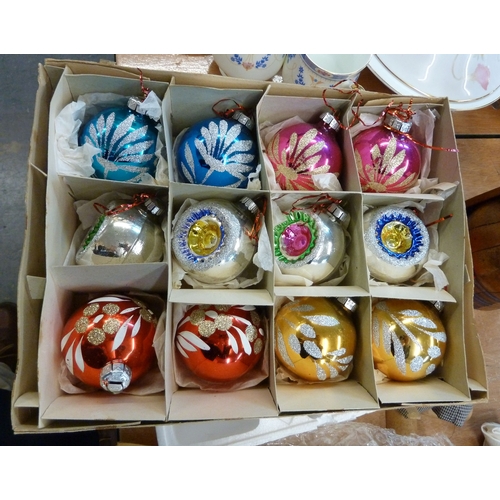 Lot 8         