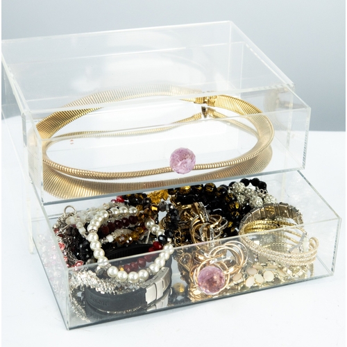 120 - GOLD PLATED CHOKER NECKLACE and 16 VARIOUS BRACELETS in a perspex two-drawer jewellery chest (17)