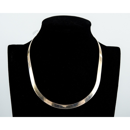 159 - SILVER STIFF OPEN CHOKER NECKLACE (925 mark)