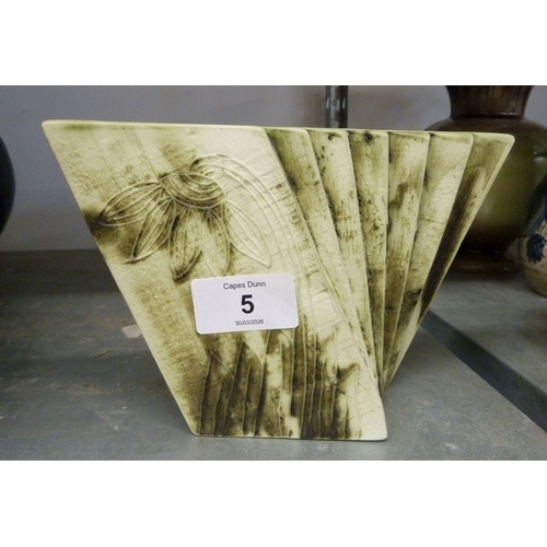 Lot 5         