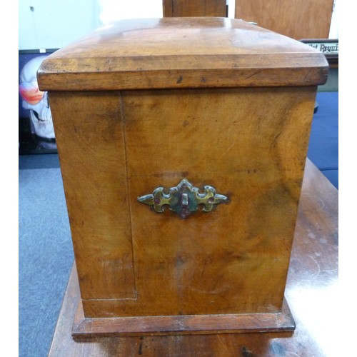 8 - LLOYD, PAYNE & AMIEL, MANCHESTER, GOOD QUALITY VICTORIAN FIGURED WALNUT PORTABLE STATIONERY/ WRI... 