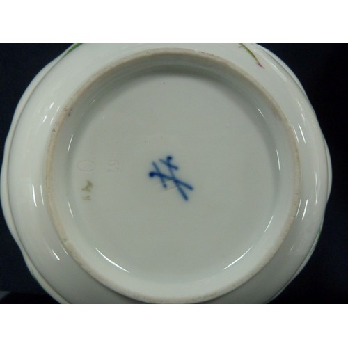 148 - THIRTY FOUR PIECE MODERN MEISSEN ‘PINK ROSE’ PATTERN PORCELAIN AFTERNOON TEA SERVICE FOR SIX PERSONS... 