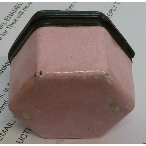 16 - 18TH CENTURY HEXAGONAL ENAMEL PILL BOX inscribed with a black on white sentiment 