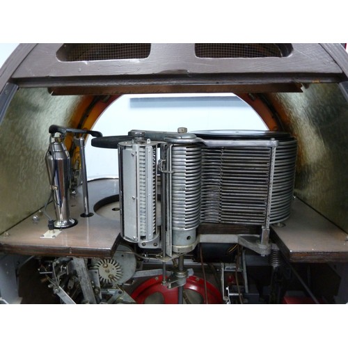 52 - WURLITZER MODEL 1100, 1947 JUKEBOX, (c/r fully restored)