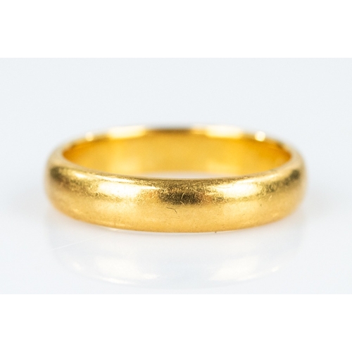 134 - 22ct GOLD WEDDING RING, 6.4gms, ring size 'O/P'