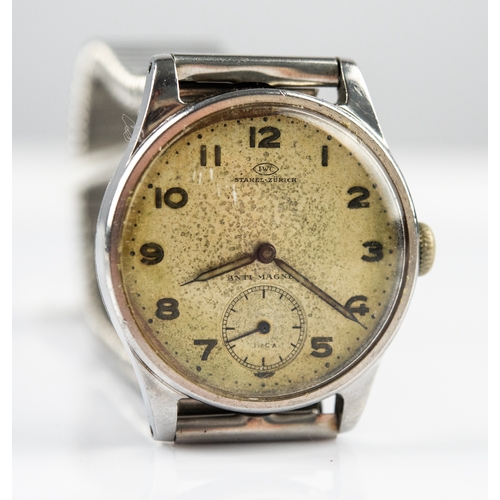 4 - GENT'S I.W.C. (International Watch Company) VINTAGE WRIST WATCH in stainless steel circular case, th... 
