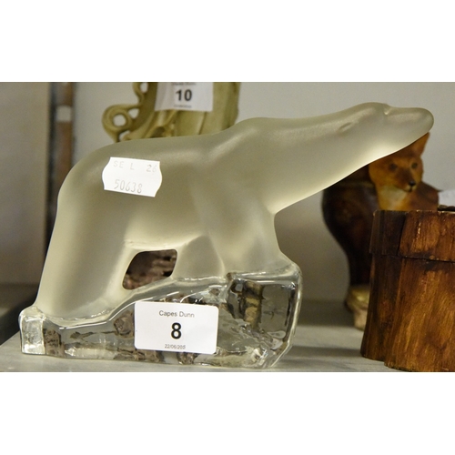 Lot 8         