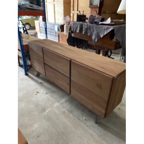 30 - Matching table & 4 chairs and sideboard  
Table: H76cm, W190cm, L103cm approx  
Sideboard: H75cm, D4... 