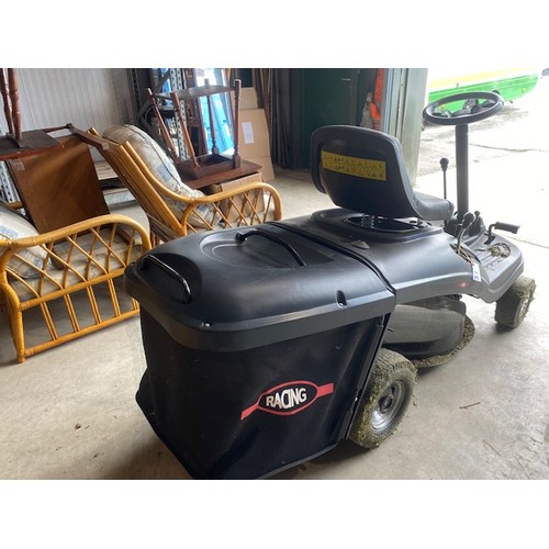 31 - Rider Autoporte Thermique/Ride-on Lawn Mower (RAC62PR-3)