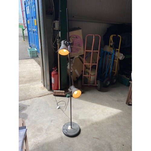 225 - Free Standing Lamp