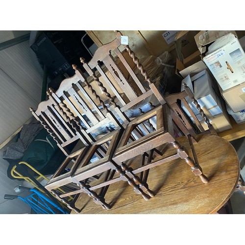 230 - Oak Refectory Table - Oak Oval: Approx 6' x 3' 
Made by a private craftsman in 1910 & 6 x chairs wit... 