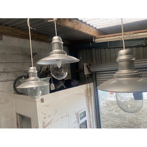 75 - 3 x modern silver lights