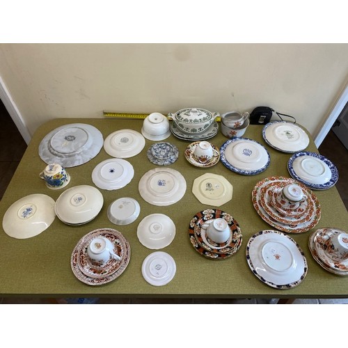 158 - Collection of miscellaneous plates, cups and saucers