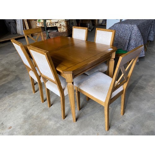 114 - Sophia 7-6 / 6/8 Extension table with 6 x chairs - Section S10