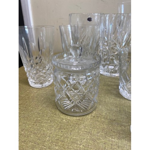 116 - Collection of various glass items including: 
A Vintage set of Amber Yellow Twisted Glasses
Various ... 