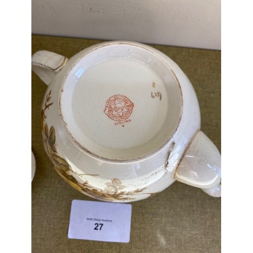 27 - China Teapot - Section S6